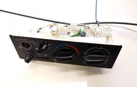 Mitsubishi Lancer Climate control unit
