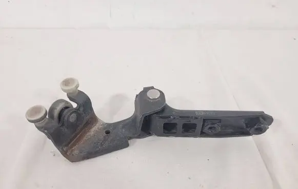 Volkswagen Transporter - Caravelle T5 Sliding door middle roller runner 7H0843336B