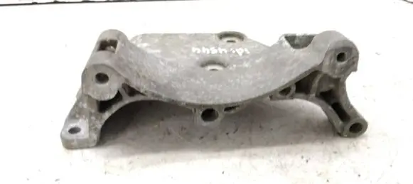 Volkswagen Transporter - Caravelle T4 Generator/alternator bracket 028903143AD