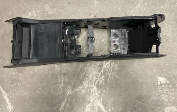 Mercedes-Benz GL X166 Center console A1666801752