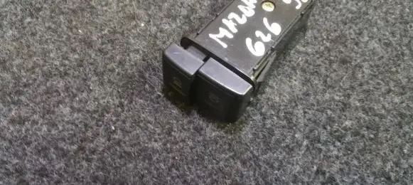 Fog light switch