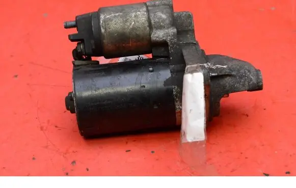 Peugeot 107 Starter motor 281000Q021C