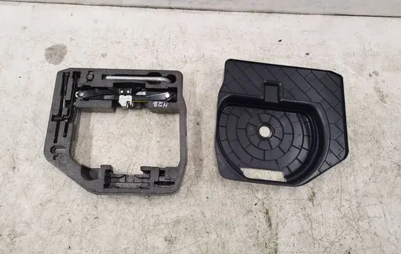 Audi A5 8T 8F Tool set 8t0012109 8t0012116
