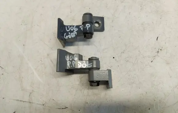 BMW 2 Active Tourer U06 Front door hinge set BMWU06ZAW