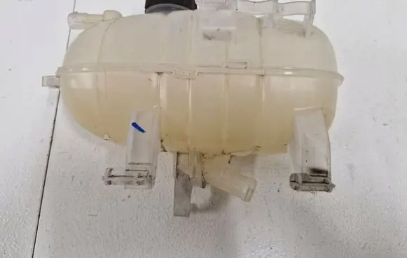 Fiat Talento Coolant expansion tank/reservoir 217105057R