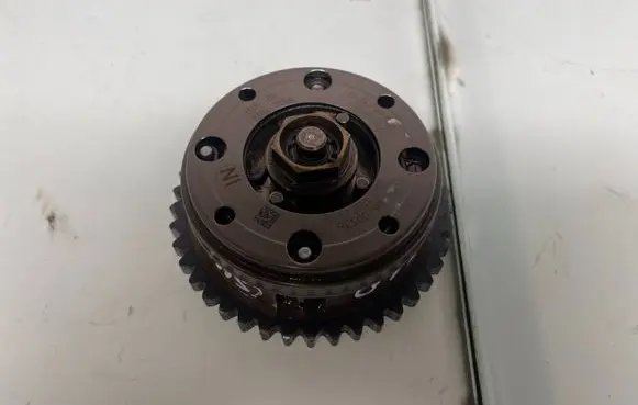 BMW 7 G11 G12 Camshaft pulley/ VANOS 8601046 11368601046