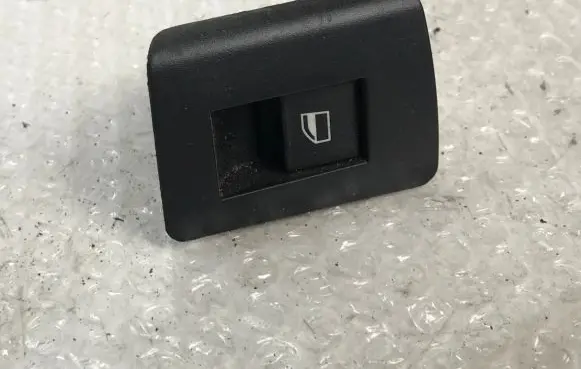 BMW X5 E53 Electric window control switch 8385995