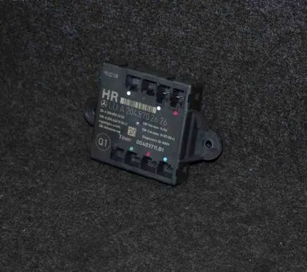 Mercedes-Benz C W204 Door control unit/module A2048702626
