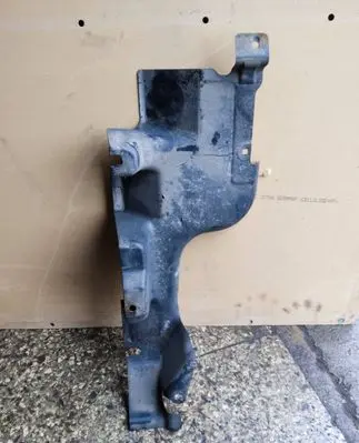 Volkswagen Transporter - Caravelle T5 Rear underbody cover/under tray 7H0825211