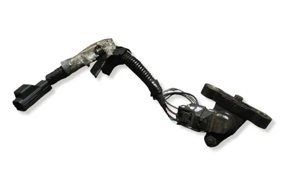 Volvo V70 Crankshaft position sensor 30637803