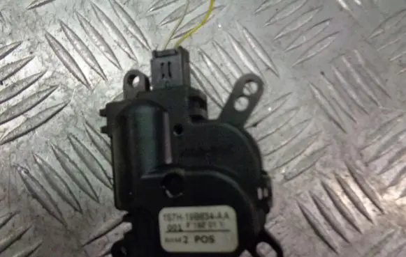 Ford Mondeo Mk III A/C air flow flap actuator/motor 1S7H19B634