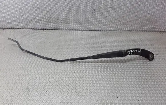 Renault Megane II Front wiper blade arm 8200036912D