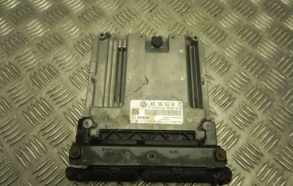 Volkswagen Tiguan Engine control unit/module 03L906022RQ