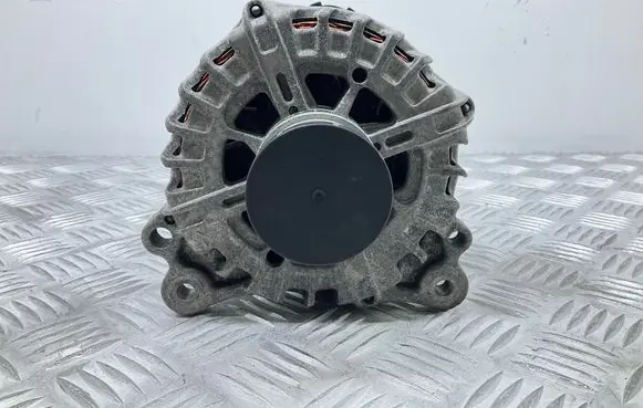 Audi A4 S4 B9 Generator/alternator 04L903024A