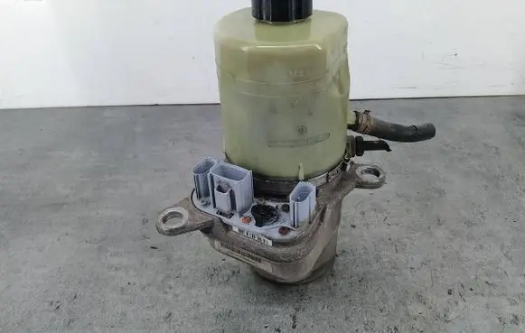 Ford Focus Power steering pump 4M51-3K514-BD