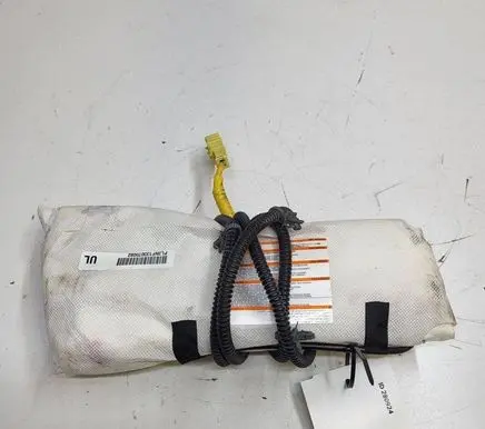 Nissan Leaf I (ZE0) Seat airbag PL3NF133070082
