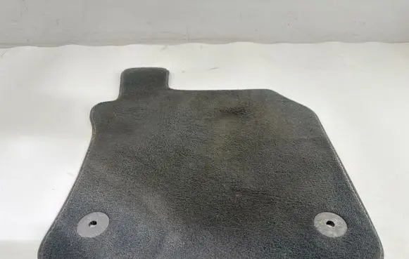 Audi Q2 - Front floor mat 81C863011A