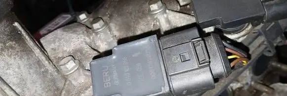 Volkswagen Fox High voltage ignition coil 0040102059