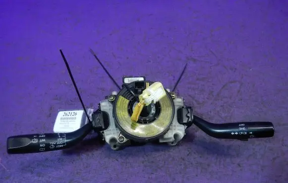 Mazda 323 Wiper turn signal indicator stalk/switch GE6T17B366