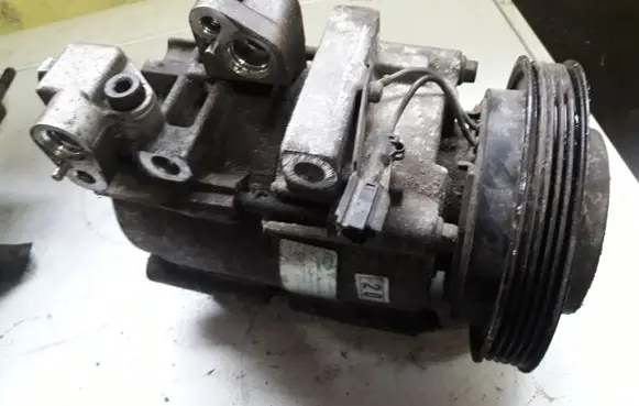 Hyundai Terracan Air conditioning (A/C) compressor (pump)