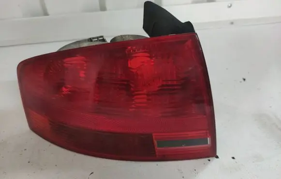Audi A4 S4 B7 8E 8H Rear/tail lights 8E5945096