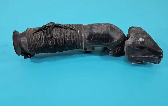 Intake resonator