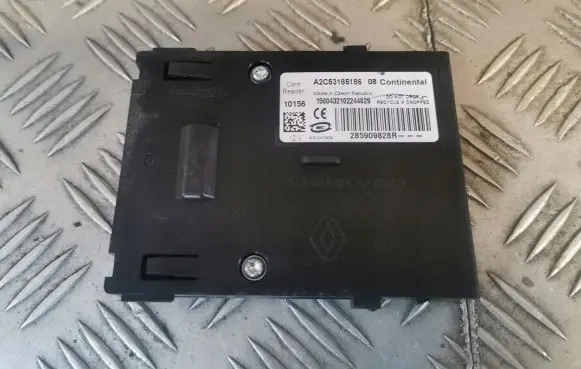 Renault Megane III Ignition key card reader 285909828R