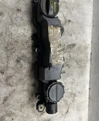 Peugeot 407 Rocker cam cover 993760 9660281080