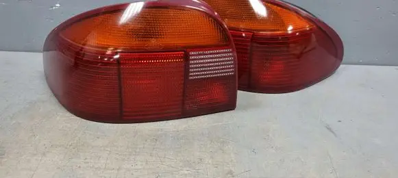 Ford Mondeo MK I Rear/tail lights set 93B6-13N003-DB