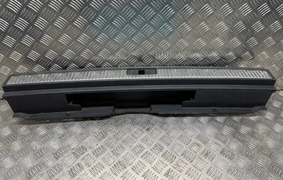 Skoda Superb B8 (3V) Trunk/boot sill cover protection 3V9863459A 3V9863459