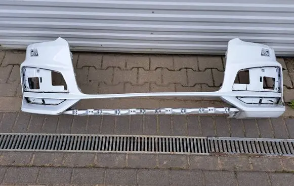 Audi Q3 8U Front bumper 8U0807437
