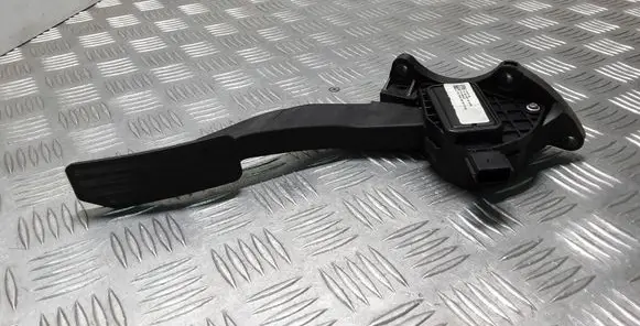 Land Rover Evoque I Accelerator throttle pedal FK729F838CB