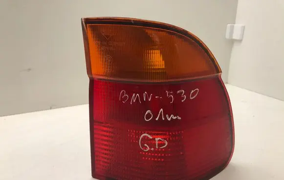 BMW 5 E39 Rear/tail lights 8361672 8371328