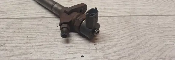 KIA Sorento Fuel injector 0445110279