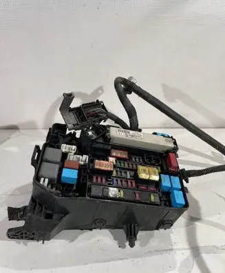 Toyota Auris E180 Fuse box set 602730