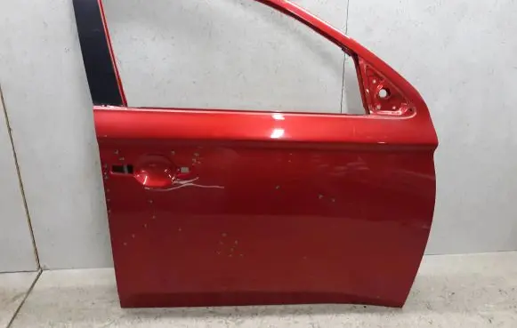 Mitsubishi Outlander Front door