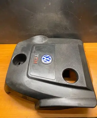 Engine cover (trim)