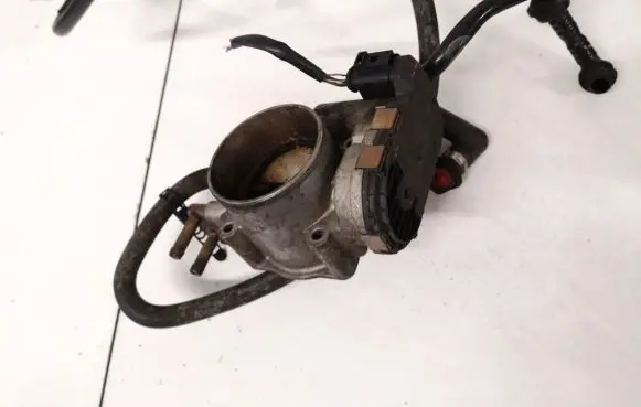 Audi A4 S4 B5 8D Throttle valve 078133062b 0280750030
