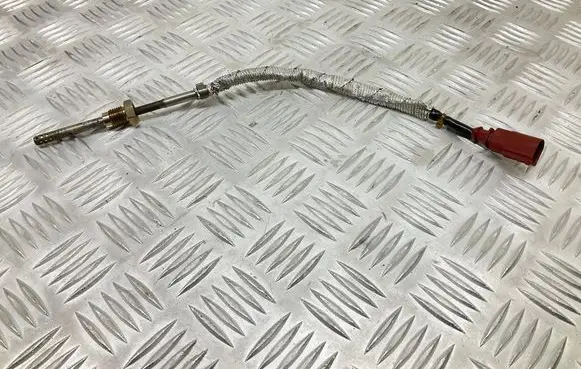 Audi A5 8T 8F Exhaust gas temperature sensor 059906088M