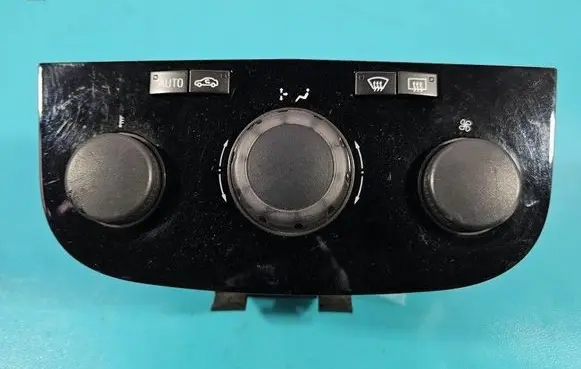 Opel Corsa D Climate control/heater control trim 13261832 IMPRK1592187