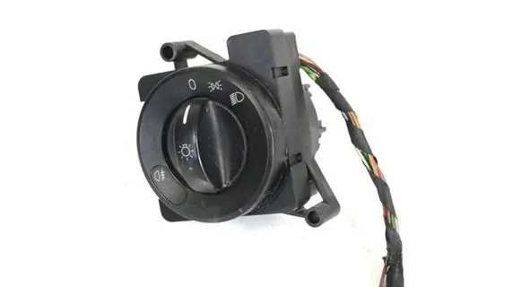 Nissan Qashqai Light switch A9065450104
