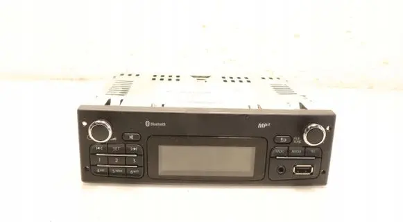 Radio/GPS head unit trim