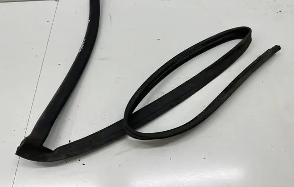 Skoda Karoq Sill/side skirt trim 
