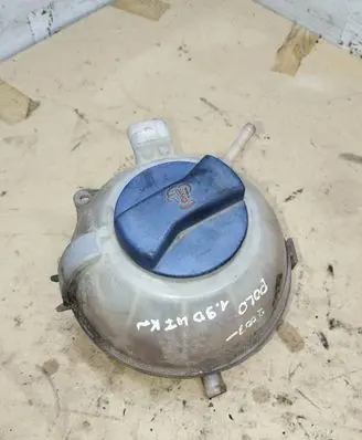 Volkswagen Polo Coolant expansion tank/reservoir