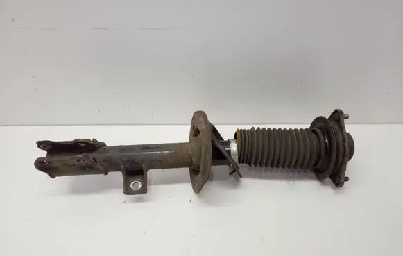 KIA Sportage Front shock absorber/damper 546602Y360