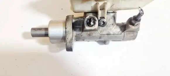 Nissan Note (E11) Master brake cylinder