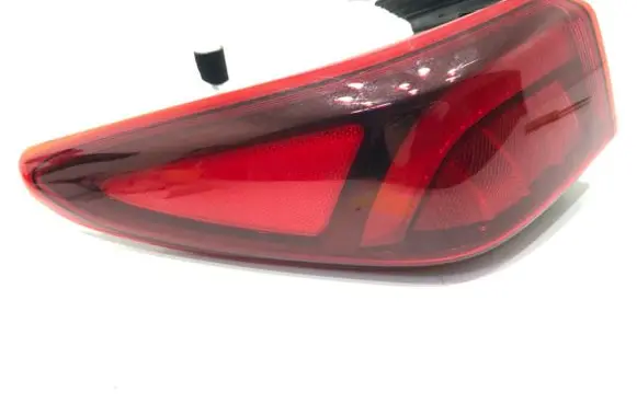 Hyundai Kona I Rear/tail lights 92401J9600