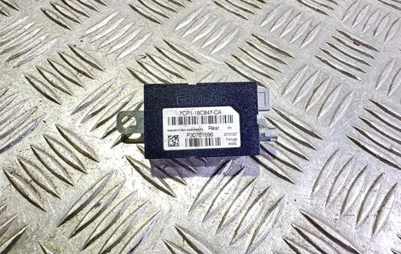 Ford Grand C-MAX Aerial antenna amplifier 7CP118C847CA