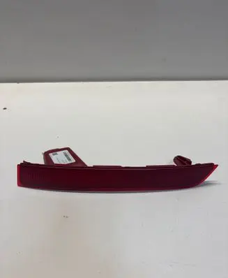 BMW X7 G07 Rear tail light reflector 7463977 60701105