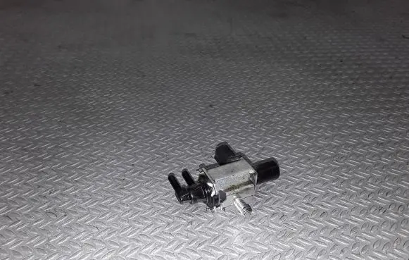 Ford Mondeo MK IV Turbo solenoid valve BS7E9A500